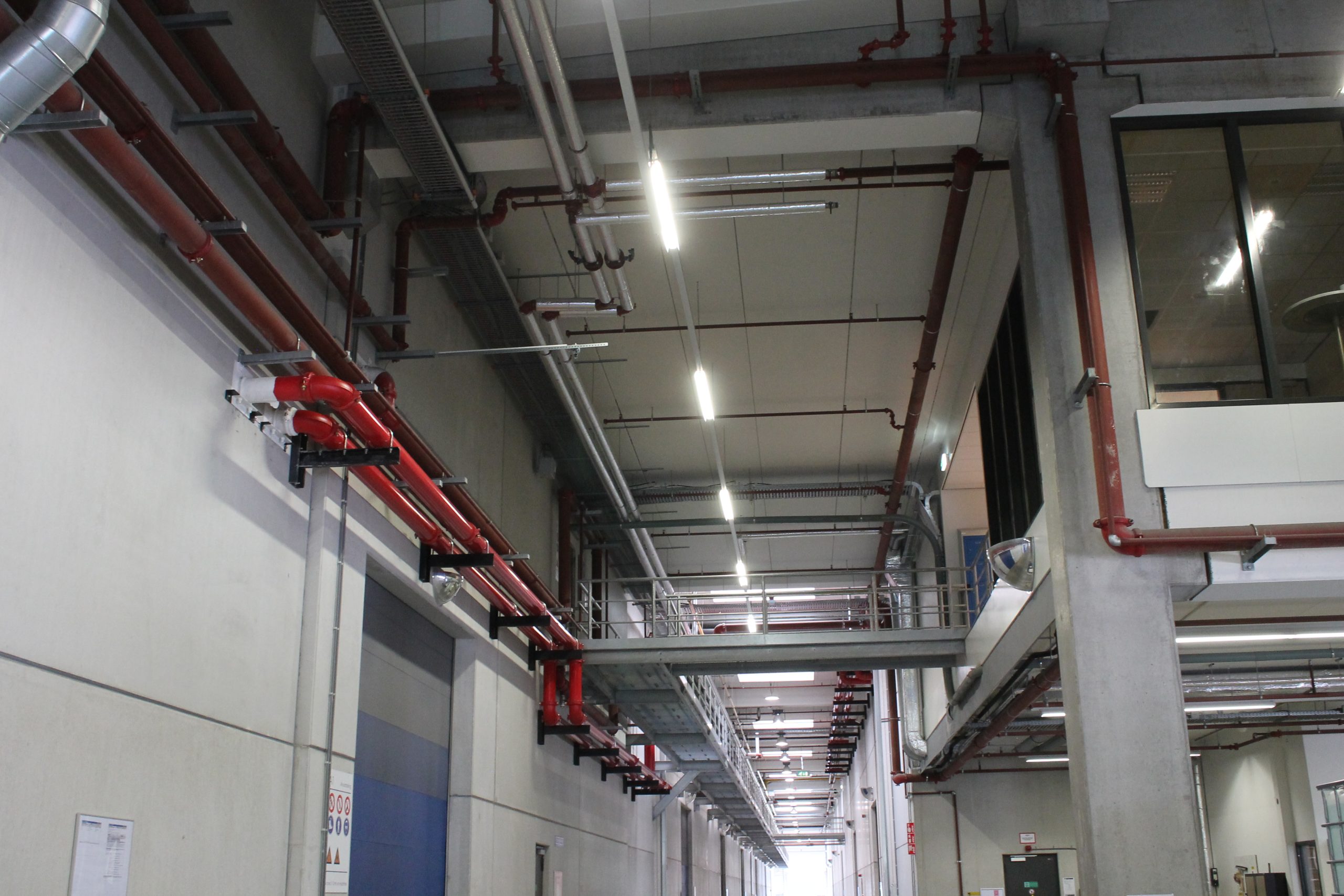 Leidingwerk-blusgas-installatie